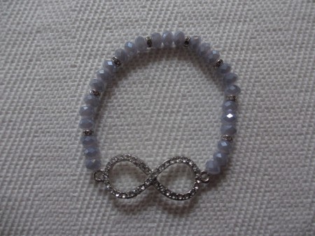 Facetterade lila glittrande pärlor, strass rondeller 50:-